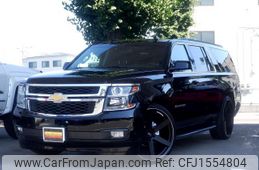 chevrolet suburban 2018 CFJ1554804