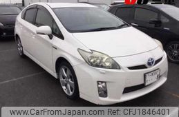 toyota prius 2011 CFJ1846401