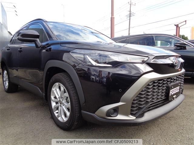 toyota corolla-cross 2024 CFJ0509213 image 2