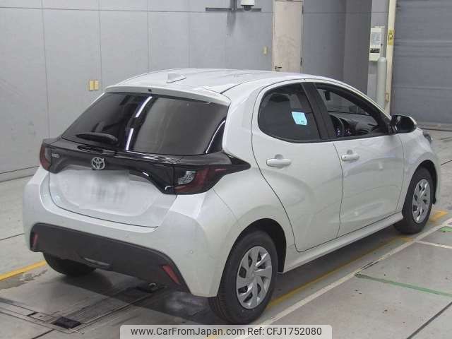 toyota yaris 2025 CFJ1752080 image 2