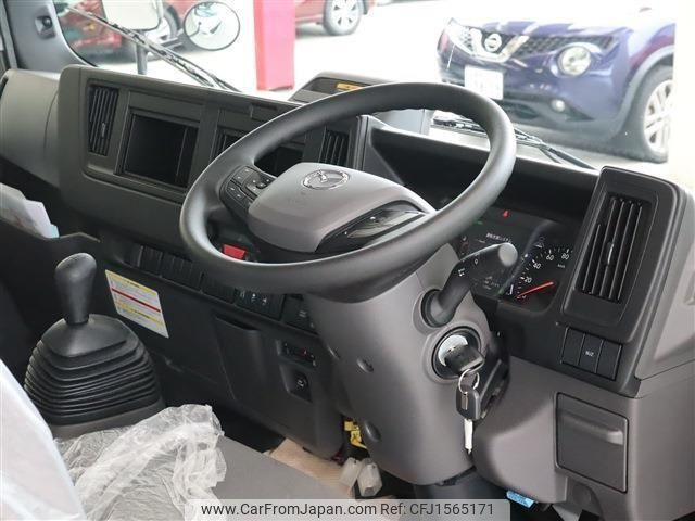 mazda titan 2025 CFJ1565171 image 2