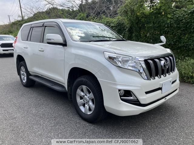 toyota land-cruiser-prado 2017 quick_quick_CBA-TRJ150W_TRJ150-0075201 image 1