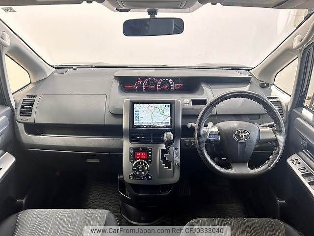 toyota voxy 2012 -TOYOTA--Voxy DBA-ZRR70W--ZRR70-0477893---TOYOTA--Voxy DBA-ZRR70W--ZRR70-0477893- image 2