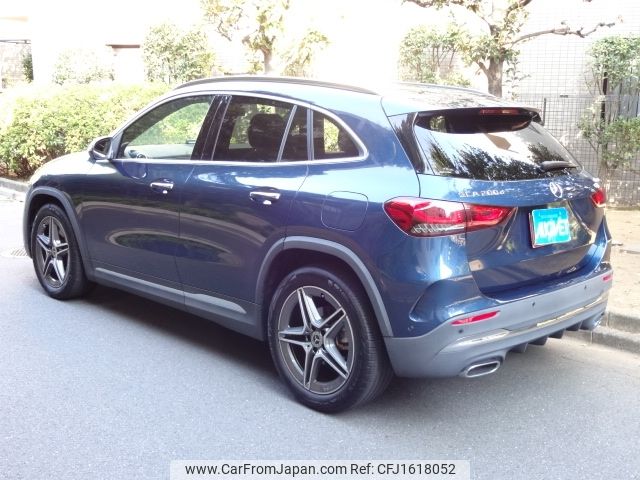 mercedes-benz gla-class 2022 CFJ1618052 image 2