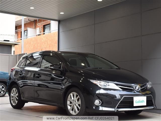 toyota auris 2012 -TOYOTA--Auris DBA-NZE181H--NZE181-6002064---TOYOTA--Auris DBA-NZE181H--NZE181-6002064- image 1