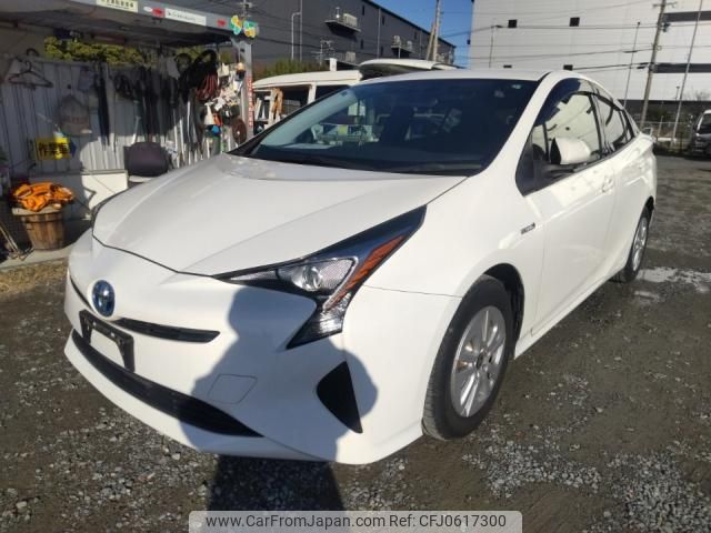 toyota prius 2018 quick_quick_DAA-ZVW50_ZVW50-6111093 image 1