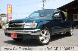 toyota hilux-sports-pick-up 2002 GOO_NET_EXCHANGE_1000564A30250419W001