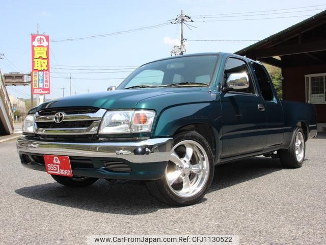 toyota hilux-sports-pick-up 2002 GOO_NET_EXCHANGE_1000564A30250419W001 image 1