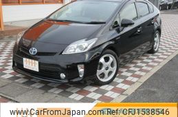toyota prius 2013 CFJ1538546