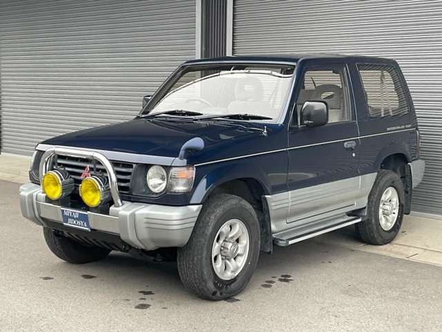 car_6b05f295-854e-4247-8145-