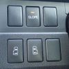 toyota noah-dba-zrr70w 2010 CFJ1656701 image 24