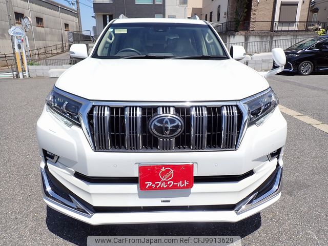 toyota land-cruiser-prado 2020 24631417 image 2