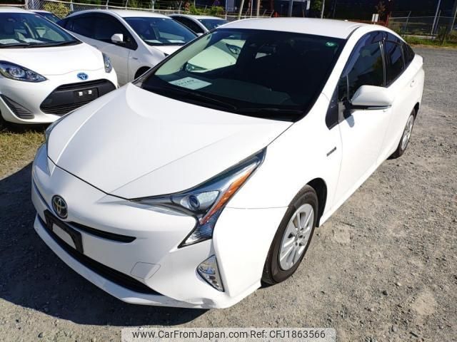 toyota prius 2018 CFJ1863566 image 1
