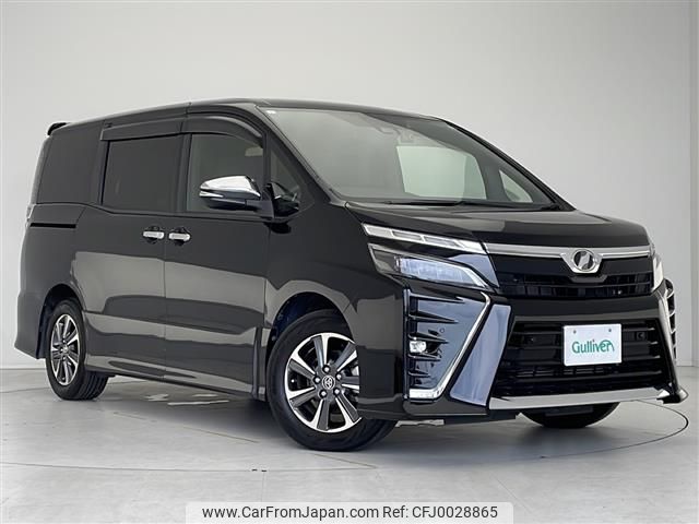 toyota voxy 2019 -TOYOTA--Voxy DBA-ZRR80W--ZRR80-0521592---TOYOTA--Voxy DBA-ZRR80W--ZRR80-0521592- image 1