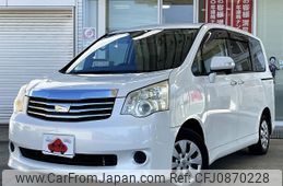 toyota noah 2012 -TOYOTA--Noah DBA-ZRR70G--ZRR70-0519040---TOYOTA--Noah DBA-ZRR70G--ZRR70-0519040-