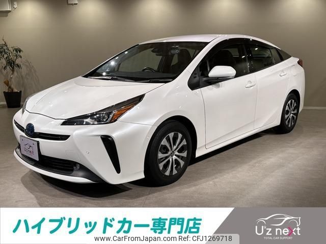 toyota prius 2020 quick_quick_6AA-ZVW55_ZVW55-6017768 image 1