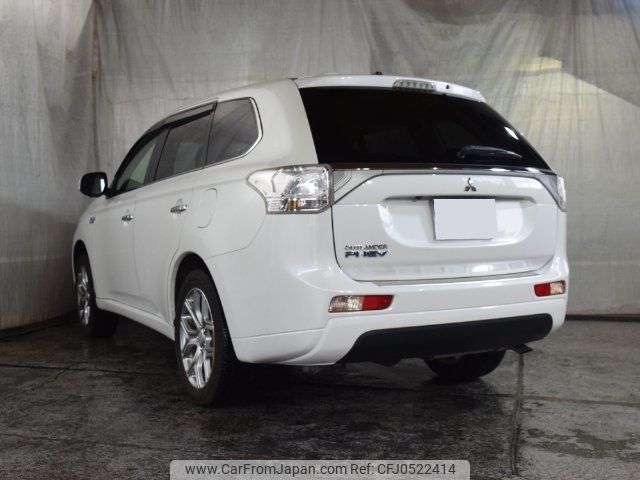 mitsubishi outlander-phev 2014 -MITSUBISHI--Outlander PHEV GG2W--0009570---MITSUBISHI--Outlander PHEV GG2W--0009570- image 2