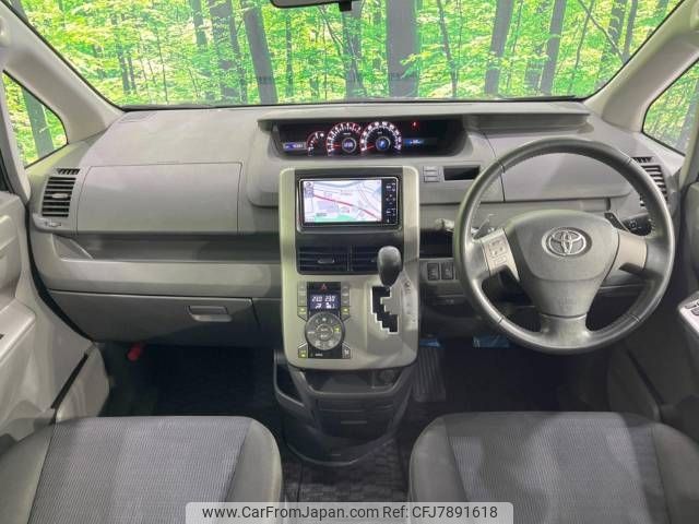 toyota voxy 2009 -TOYOTA--Voxy DBA-ZRR70W--ZRR70-0268477---TOYOTA--Voxy DBA-ZRR70W--ZRR70-0268477- image 2