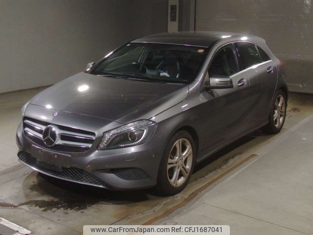 mercedes-benz a-class 2015 CFJ1687041 image 1