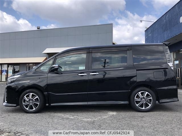 toyota voxy 2018 -TOYOTA--Voxy ZRR80W--0397474---TOYOTA--Voxy ZRR80W--0397474- image 2