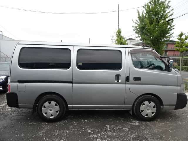 nissan caravan-van 2005 170605142346 image 1