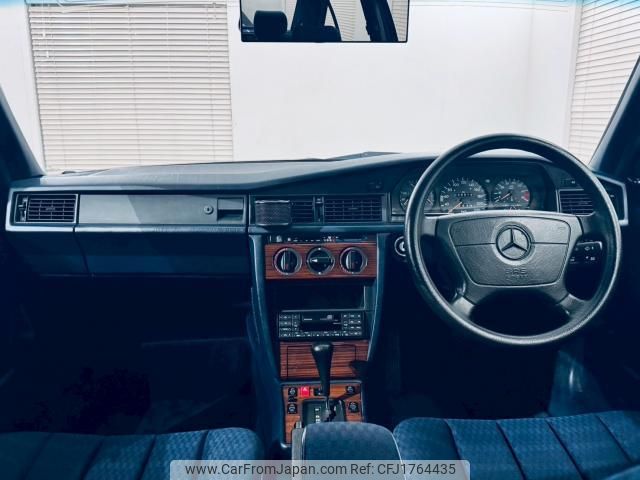 mercedes-benz 190-series 1991 CFJ1764435 image 2