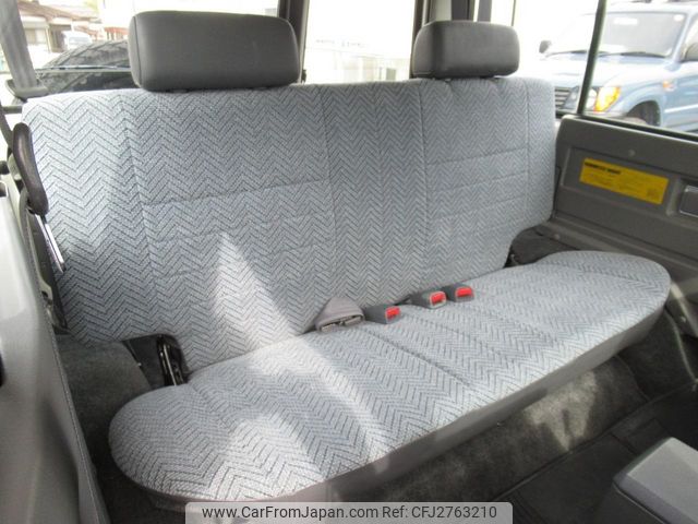 1998 Toyota Land Cruiser JDM car for sale — photo 18 of 25