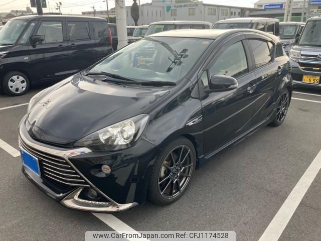 toyota aqua 2014 -TOYOTA--AQUA DAA-NHP10--NHP10-2334917---TOYOTA--AQUA DAA-NHP10--NHP10-2334917- image 2