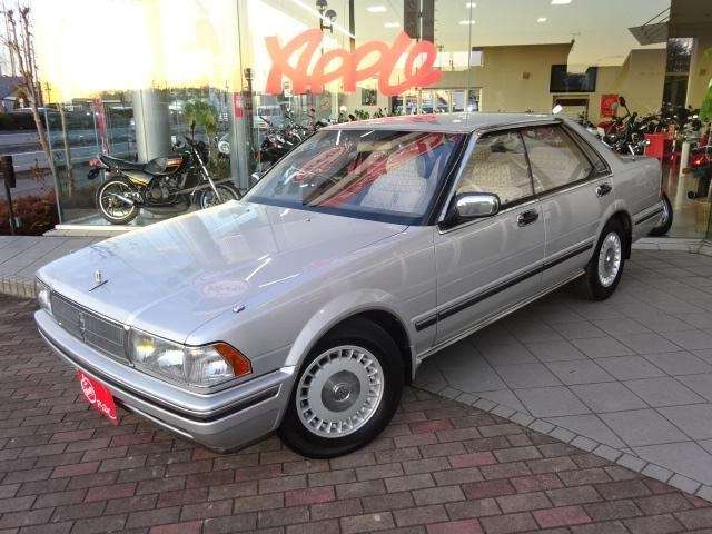 Nissan cedric 1987