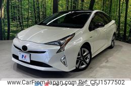 toyota prius 2018 CFJ1577502