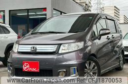honda freed-spike-hybrid 2013 CFJ1870053