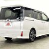 toyota voxy 2021 504928-928939 image 2