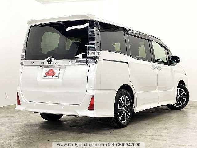 toyota voxy 2021 504928-928939 image 2