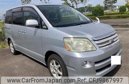 toyota noah 2005 -TOYOTA--Noah DBA-AZR60G--AZR60-0462193---TOYOTA--Noah DBA-AZR60G--AZR60-0462193-