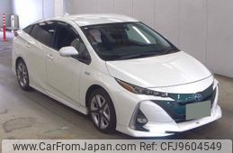 toyota prius-phv 2017 quick_quick_DLA-ZVW52_ZVW52-3040450