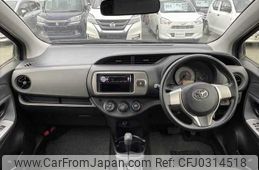 toyota vitz 2016 II022