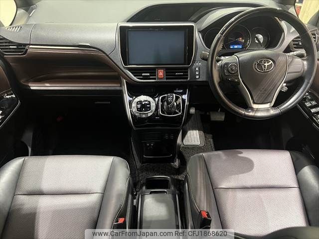 toyota esquire 2018 CFJ1868620 image 2