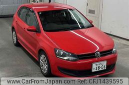 volkswagen polo 2014 -VOLKSWAGEN 【新潟 502メ4806】--VW Polo 6RCBZ-WVWZZZ6RZEU015983---VOLKSWAGEN 【新潟 502メ4806】--VW Polo 6RCBZ-WVWZZZ6RZEU015983-