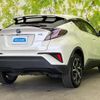 toyota c-hr 2017 quick_quick_DAA-ZYX10_ZYX10-2072208 image 3