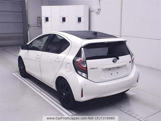 toyota aqua 2021 -TOYOTA--AQUA NHP10-2717058---TOYOTA--AQUA NHP10-2717058- image 2