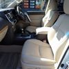 toyota land-cruiser-prado 2020 24340503 image 19