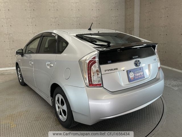 toyota prius 2014 CFJ1656434 image 2