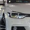 bmw 3-series 2018 quick_quick_8C20_WBA8H92080A689578 image 16