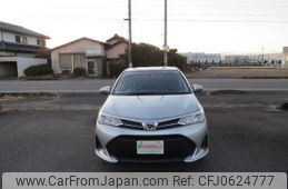 toyota corolla-axio 2017 504749-RAOID:13688