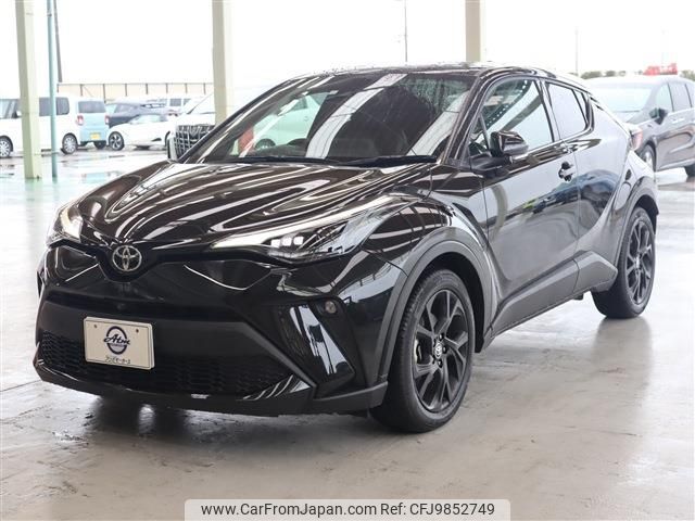 toyota c-hr 2023 -TOYOTA--C-HR 3BA-NGX10--NGX10-2023300---TOYOTA--C-HR 3BA-NGX10--NGX10-2023300- image 1