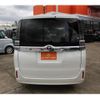 toyota voxy 2018 CFJ1663666 image 9