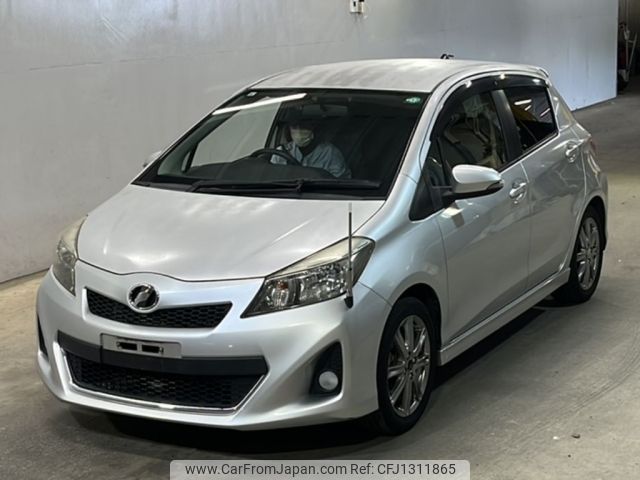 toyota vitz 2013 -TOYOTA--Vitz NCP131-2017794---TOYOTA--Vitz NCP131-2017794- image 1