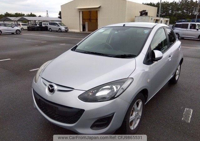 mazda demio 2011 REALMOTOR_F2024050227A-12 image 1