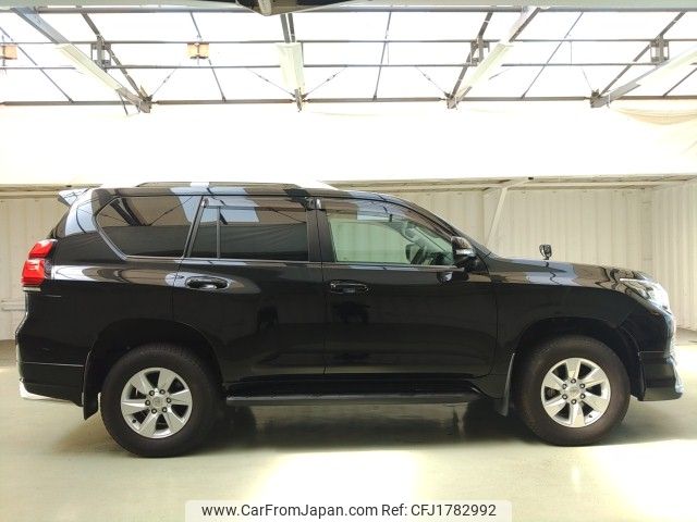 toyota land-cruiser-prado 2021 CFJ1782992 image 2