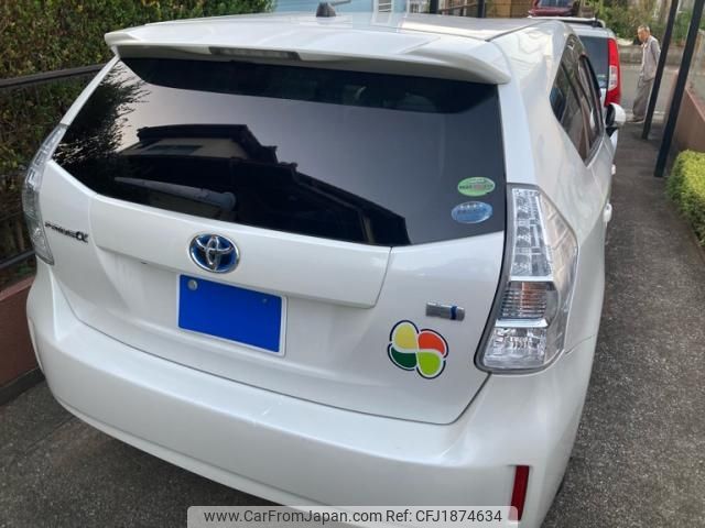 toyota prius-α 2013 CFJ1874634 image 2